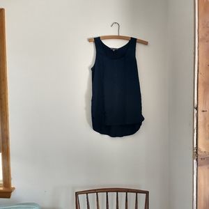 Vince navy blue silk scoop neck tank, XS